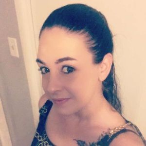 Meet your Posher, Lindsey